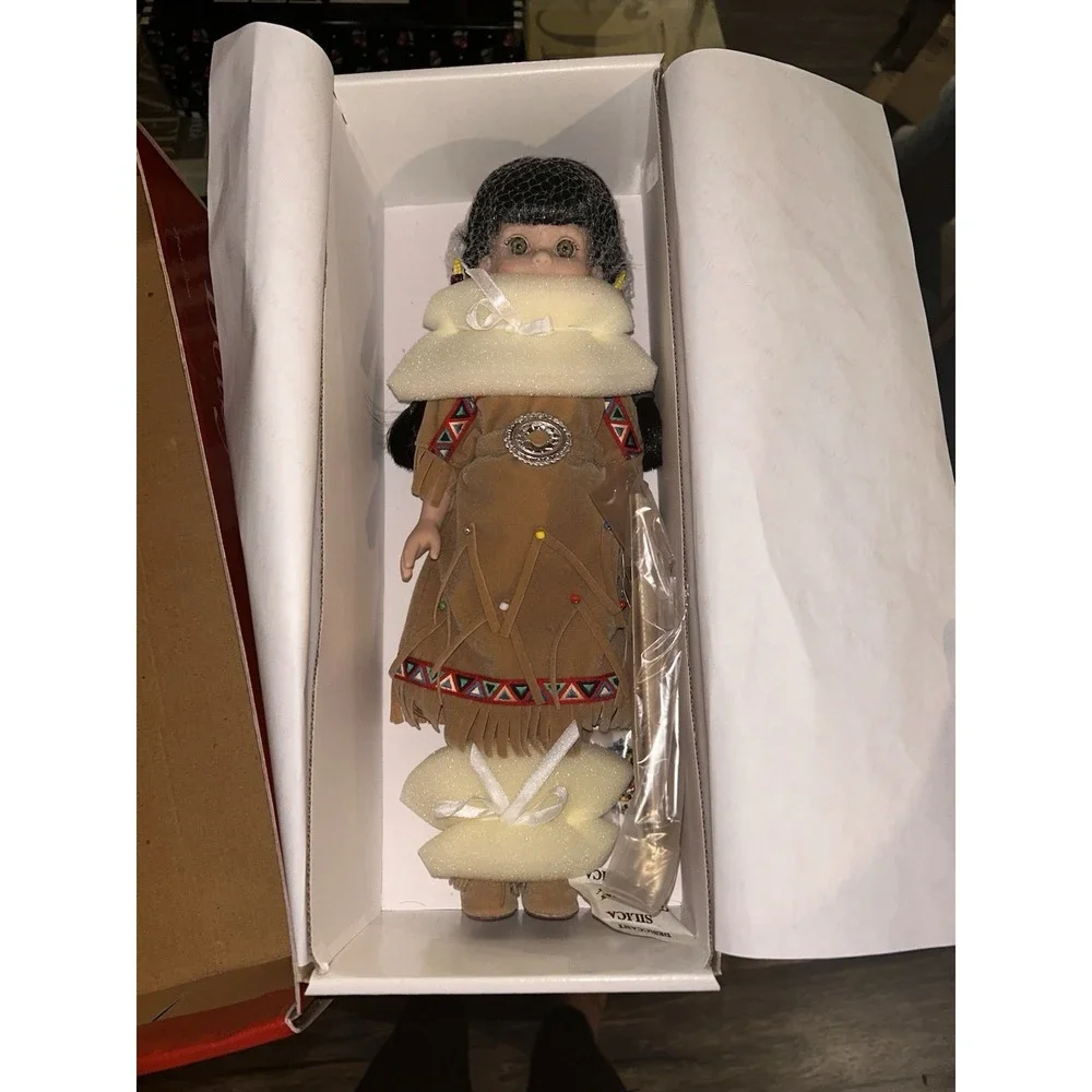 Robert Tonner Betsy McCall Native American #20501 Doll MIB Complete 2000